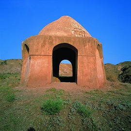 آتشکده ی چهارطاقی دره شهر ایلام 