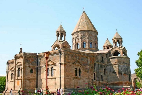 قدیمی ترین کلیسای جهان در ارمنستان